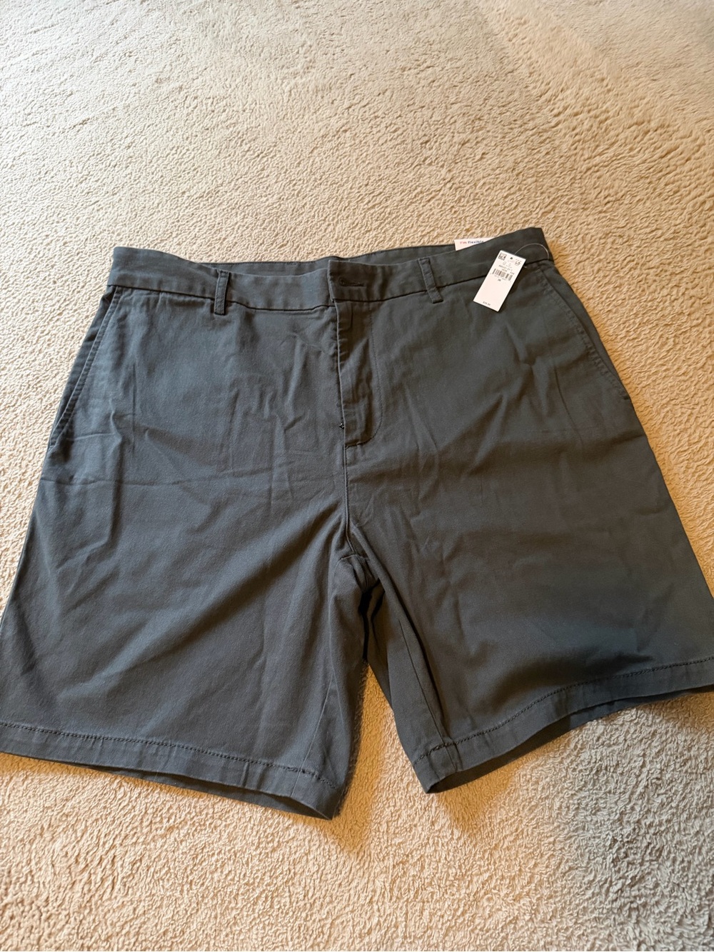 Old Navy Men’s Dark Gray Flat-Front Shorts
